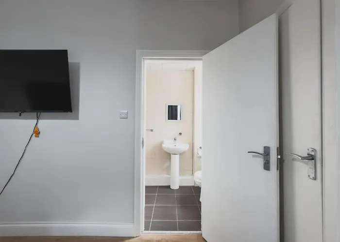 O2 Spacious Hideaway * Глазго