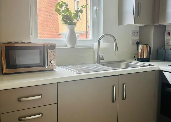 Modern Ground Floor 2 Bed Secure Parking & Perfect For City- Celticemirates Stadium * 格拉斯哥