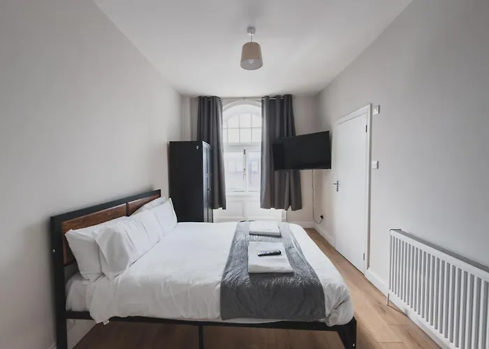 O2 Spacious Hideaway * Glasgow