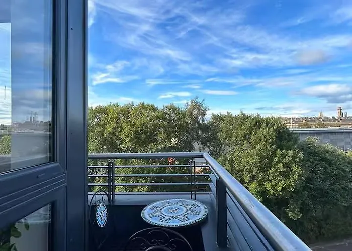 Duplex Penthouse With Secured Parking Finnieston Lejlighed *