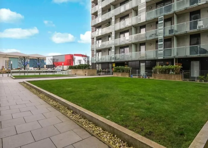 Appartement Executive Riverside With Workspace & Fast Wifi