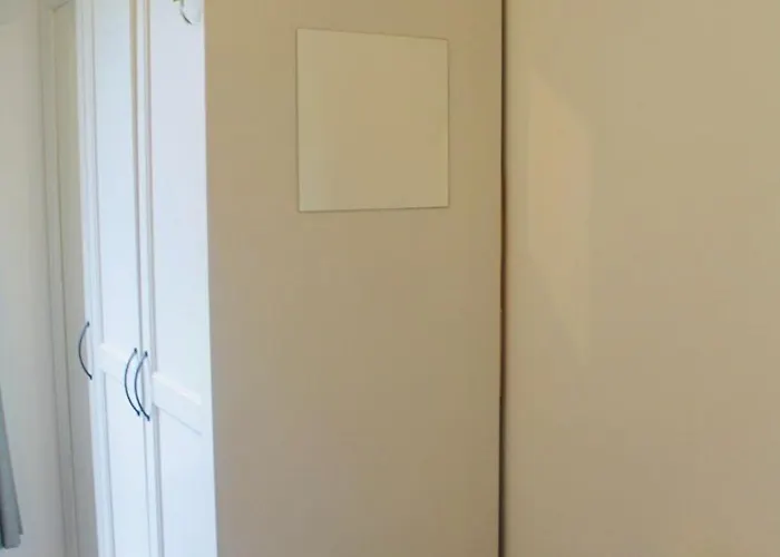 Modern Ground Floor 2 Bed Secure Parking & Perfect For City- Celticemirates Stadium * Glasgow