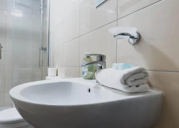 Апартаменты O2 Spacious Hideaway *