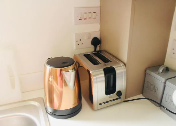 Modern Ground Floor 2 Bed Secure Parking & Perfect For City- Celticemirates Stadium Appartamento Glasgow