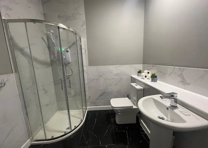 The West Nest For Six - Pass The Keys *