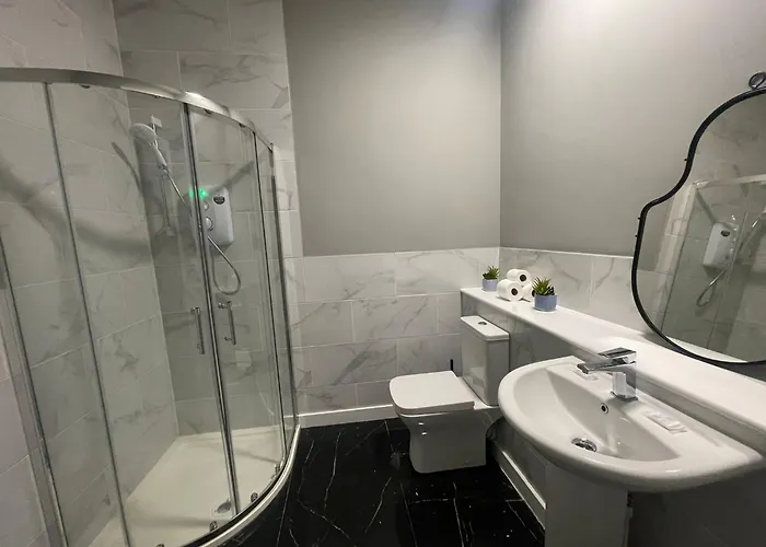 The West Nest For Six - Pass The Keys