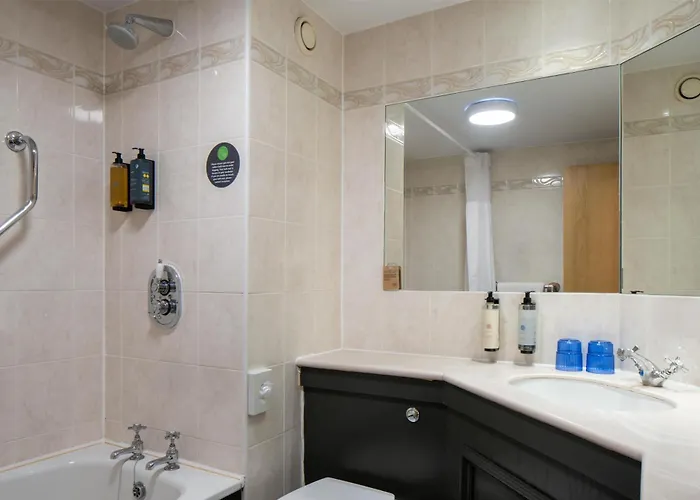 Argyle Hotel, Bw Signature Collection Hotel 4*