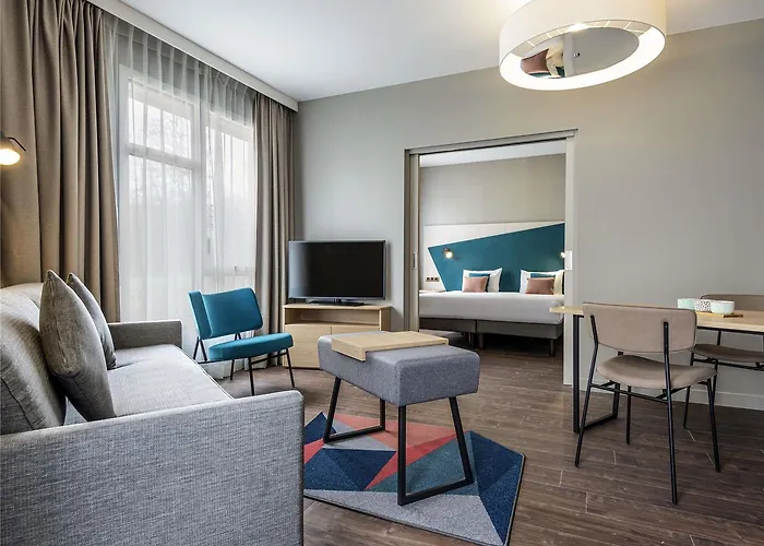 Adagio 4* Глазго