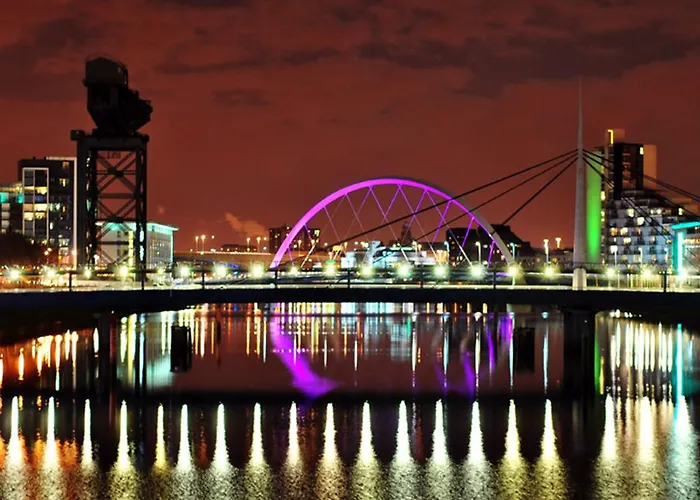 Hampden Tenement Flat * Glasgow