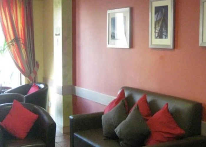 Hotel Campanile Secc Hydro 3*