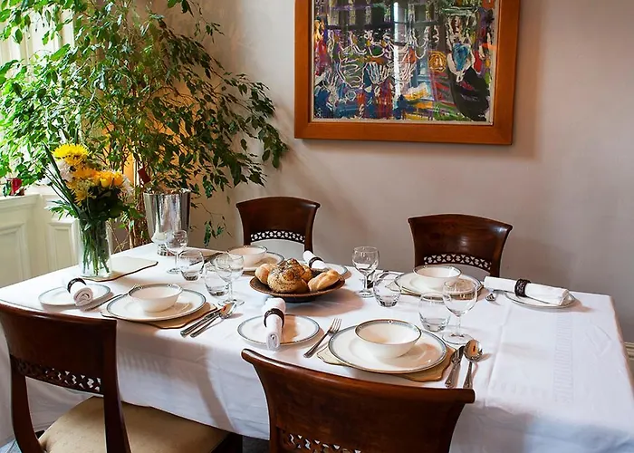 West George Street * Glasgow