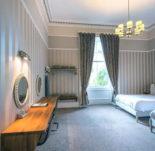 בית הארחה The Belhaven