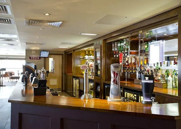 Premier Inn Glasgow City - Buchanan Galleries Hotel