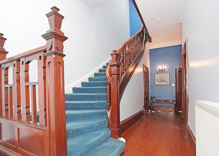 Broompark House דירה *