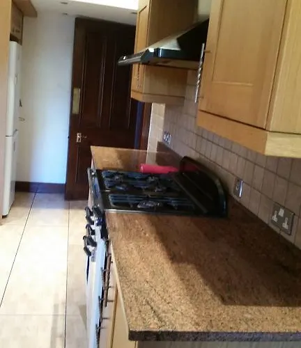 Broompark House Apartment