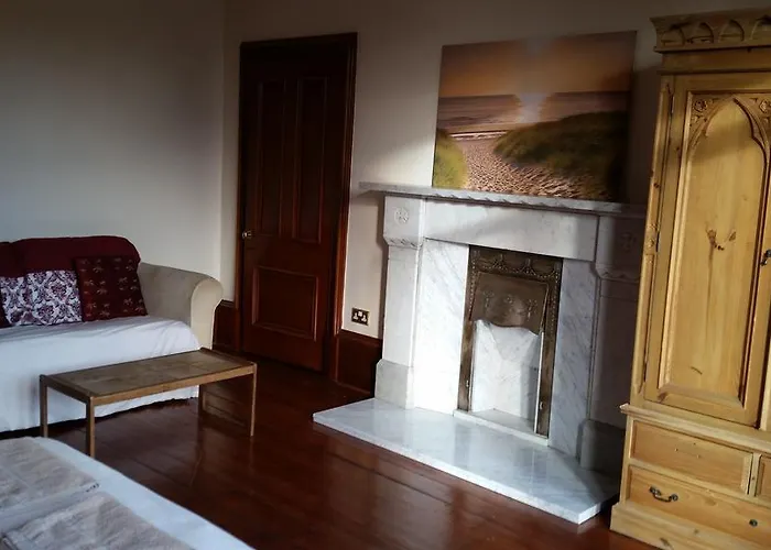 Apartment Broompark House