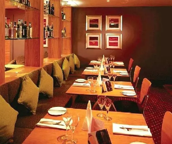 Premier Centre - Argyle Street Hotel