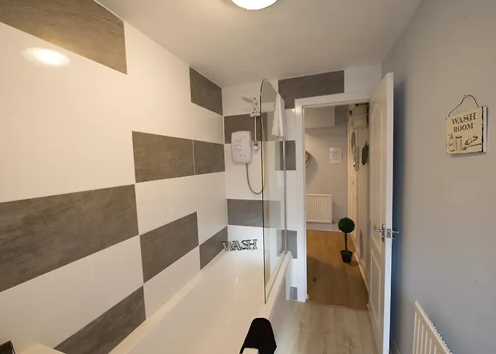 Premier - Crathie View *