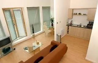 The Spires Serviced * Глазго