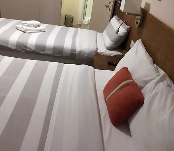 House בית הארחה גלאזגו