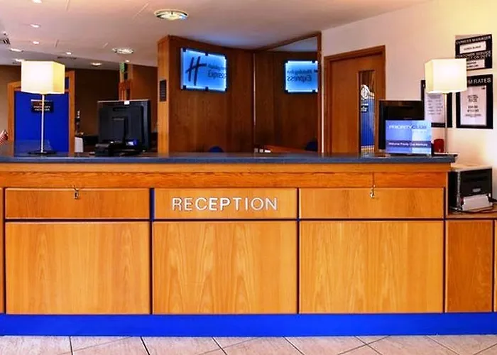 Express - - Ctr Theatreland By Ihg