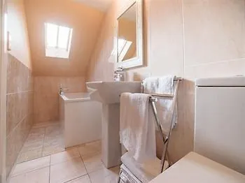 Busby Apartments شقة Busby