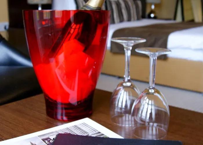 Number 10 Hotel Glasgow