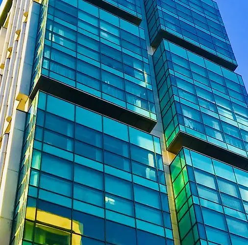 Apartment Station Skyline With Parking