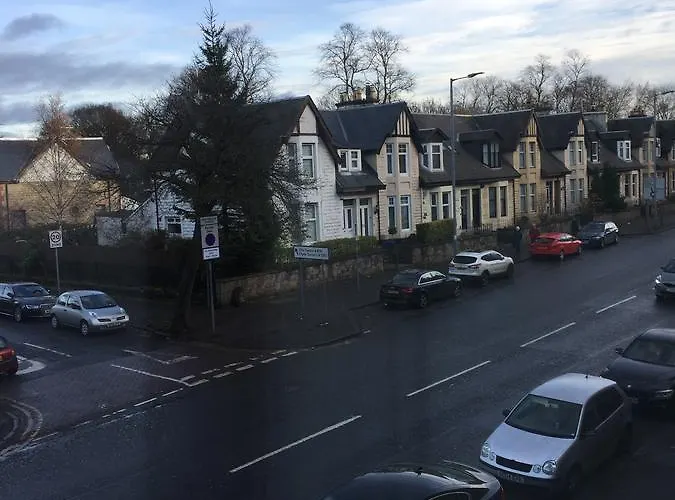 Scotstoun 1 Bed Flat *