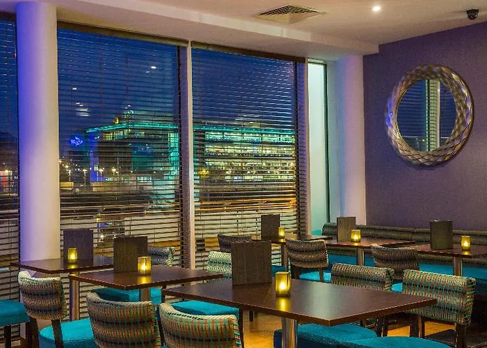 ヒルトン ガーデン シティ センター 4*