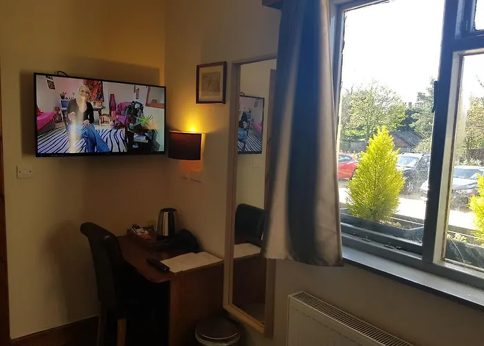 Crosshill House Hotel Glasgow