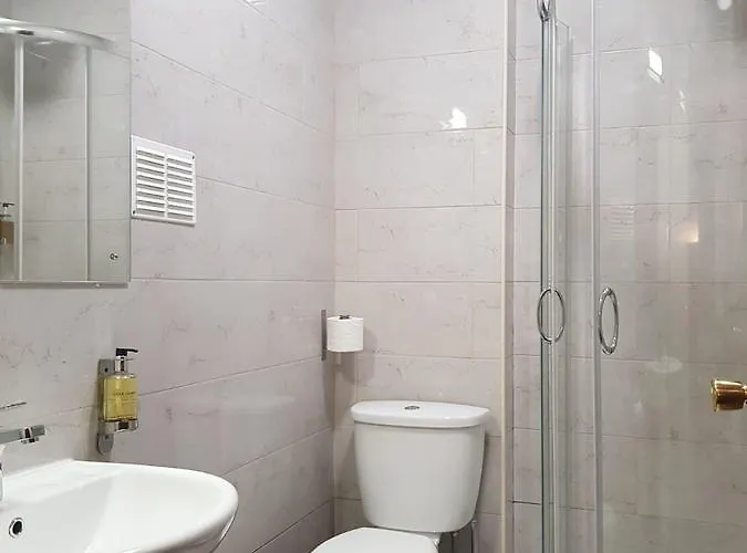 Crosshill House Szálloda Glasgow