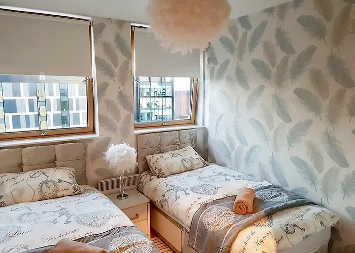 Station Skyline With Parking Appartamento