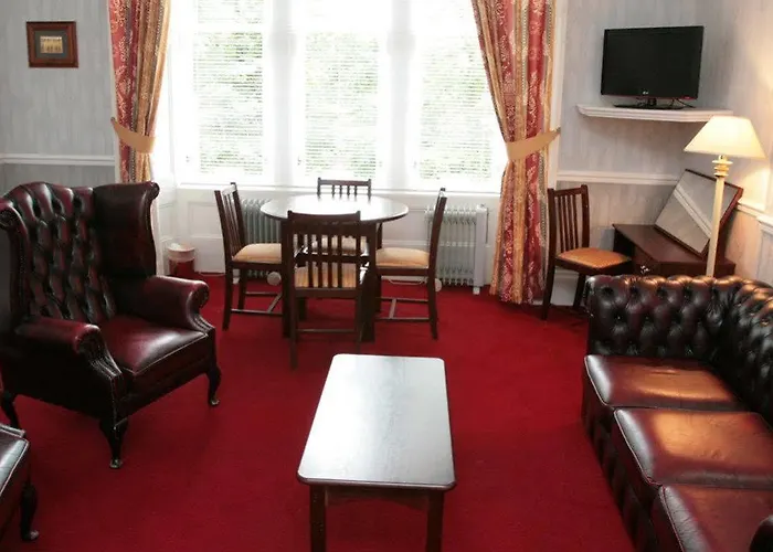 Embassy Apartament *