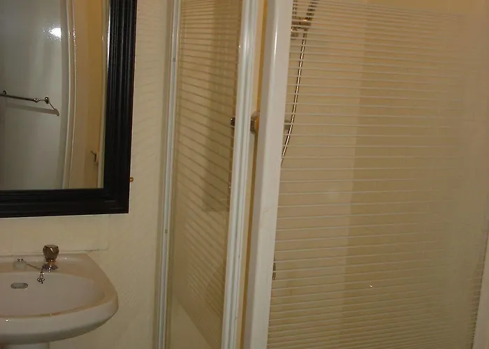 St Enoch מלון 2*