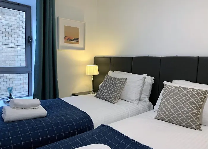 Principal - Clyde Waterfront 아파트