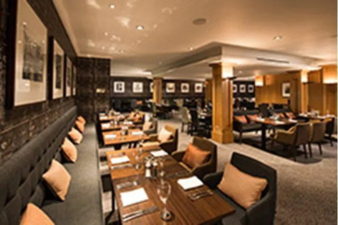 Hotell West By Compass Hospitality 3*