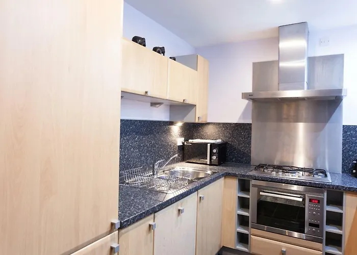 Riverside West End * Glasgow