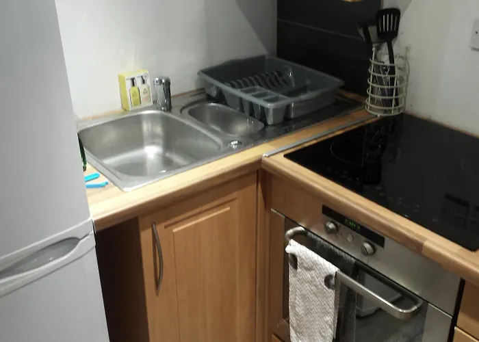 Hampden Garden Flat *