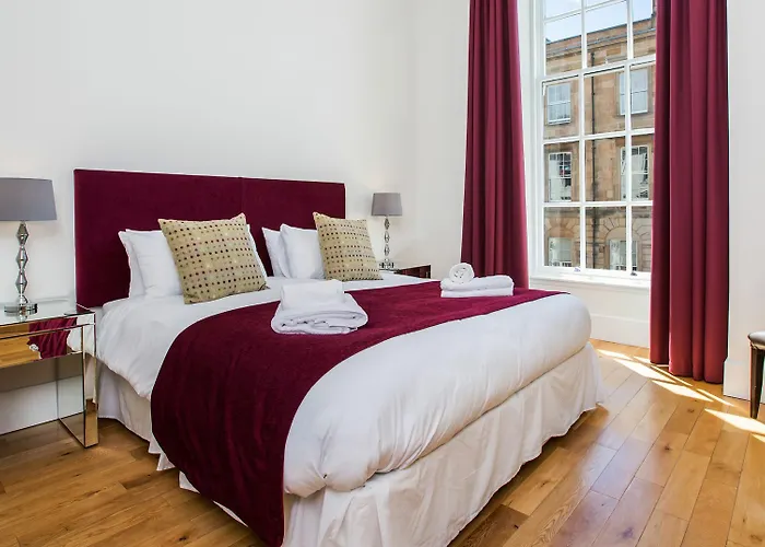 Blythswood Square * גלאזגו