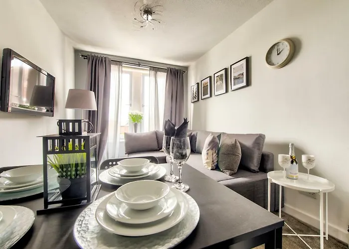 No.5 Serviced * Глазго