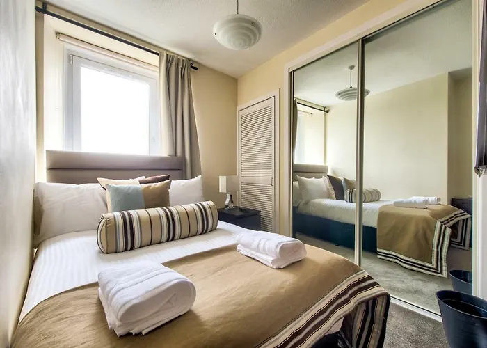 No.5 Serviced Глазго