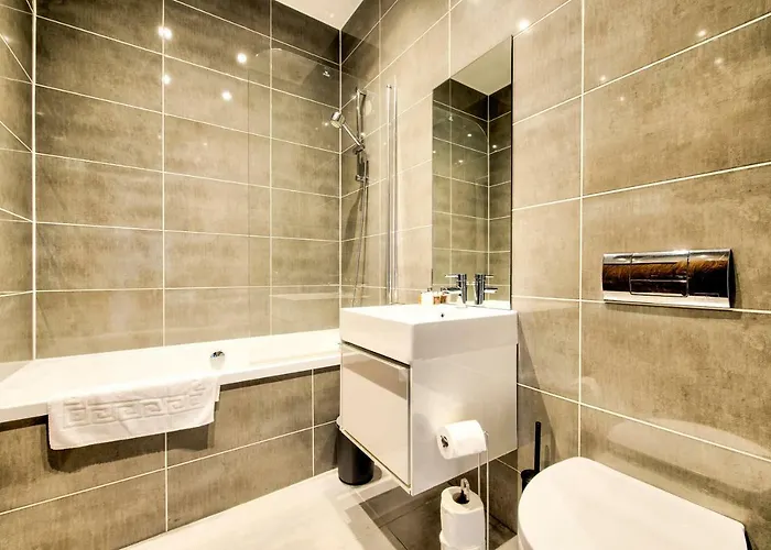 Appartement 32 Victoria Crescent Road *