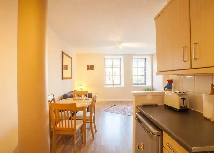 Stylish Merchant Flat Appartement