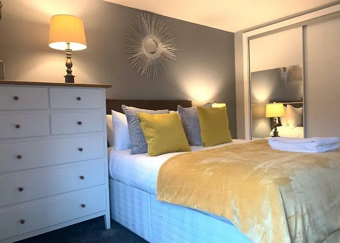 Merchant Modern 1 Bed Executive Flat