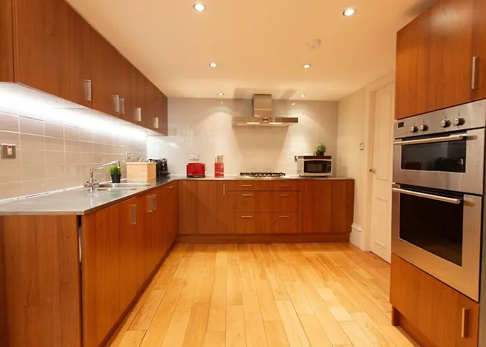 Grand In The Park Γλασκώβη