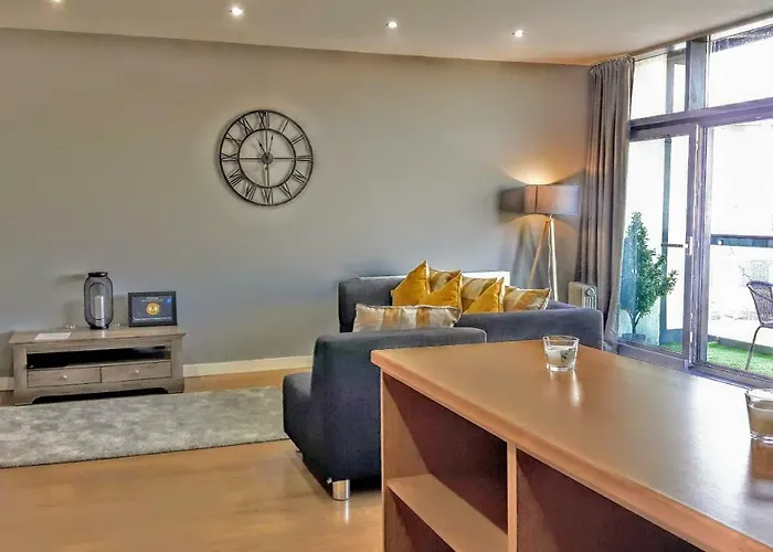 Apartman Elegant Near Secc/hydro In Finnieston, *