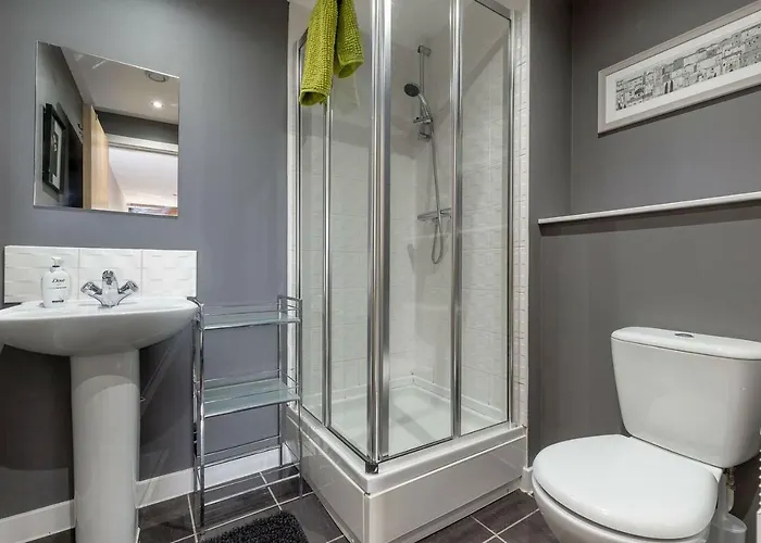 アパート Modern Riverfront Apt. 10 Mins From Hydro/secc グラスゴー