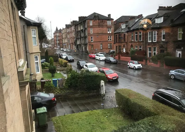 Glades House 4* Glasgow