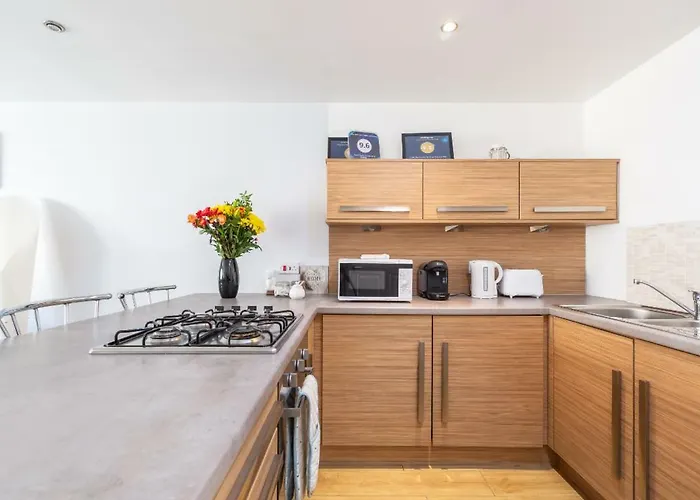 Apartment Cosy In Quiet City-centre With Car Park Glasgow